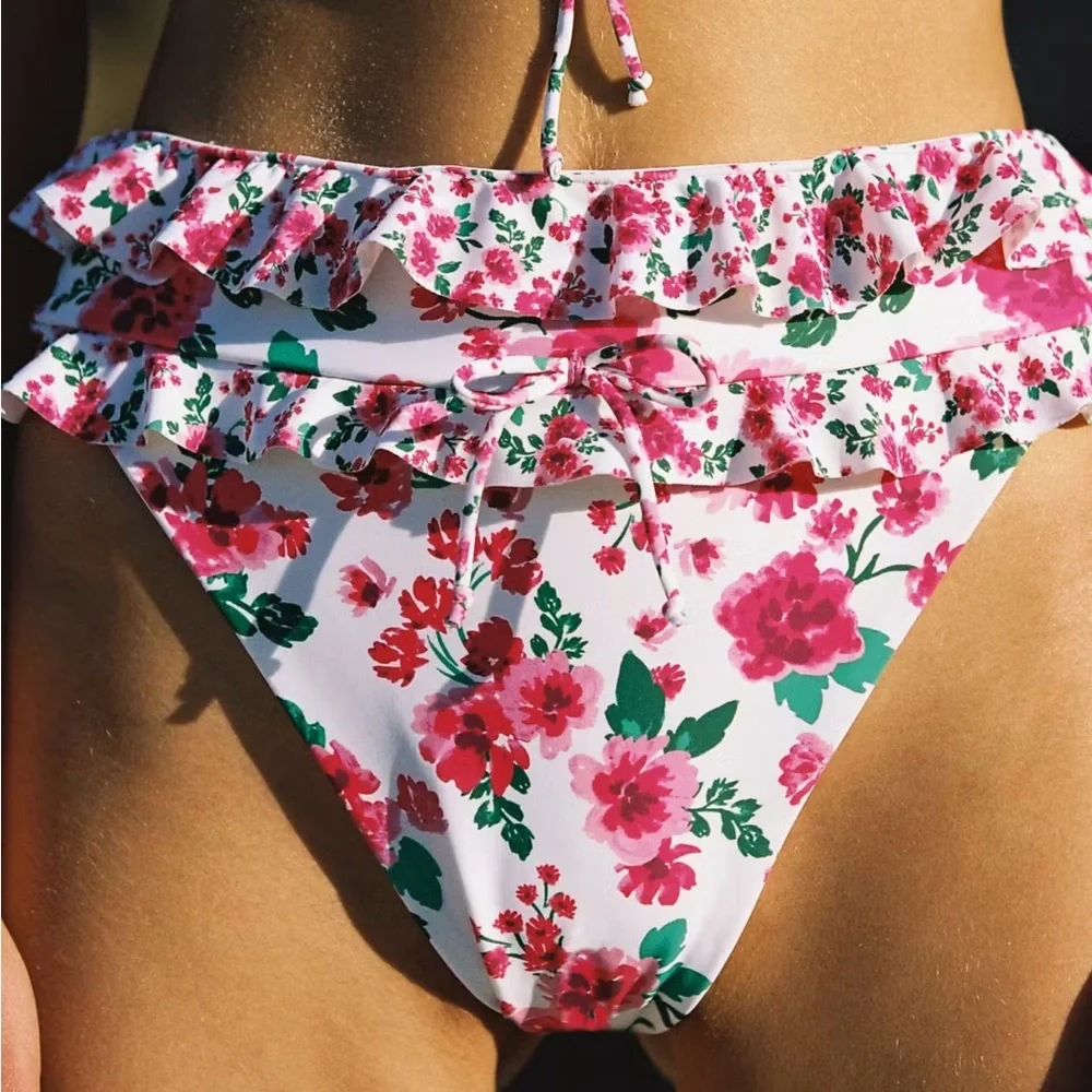 For Love & Lemons - NWT XS Carnation Ruffle Bikini Bottom - Picture 6 of 6